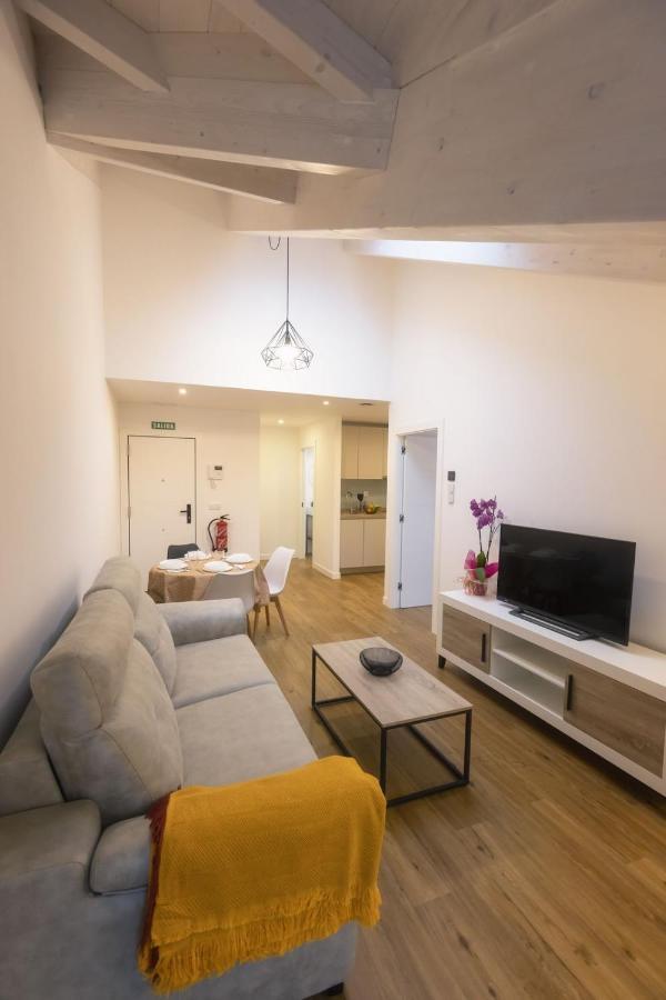 Apartamentos Centro ยาเนส ภายนอก รูปภาพ