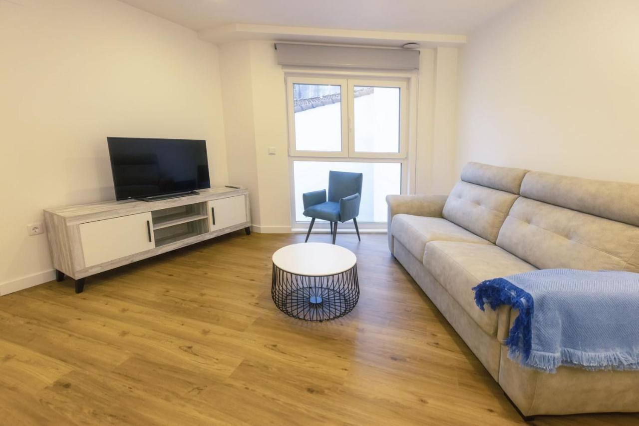 Apartamentos Centro ยาเนส ภายนอก รูปภาพ