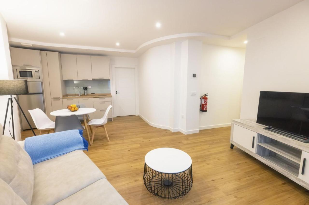 Apartamentos Centro ยาเนส ภายนอก รูปภาพ